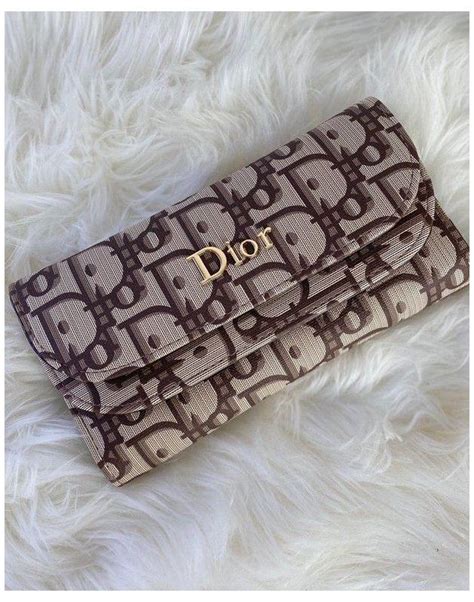 dior womens wallets|dior wallet japan.